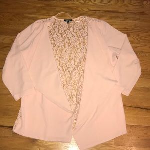 Beautiful light pink lace back thin open blazer
